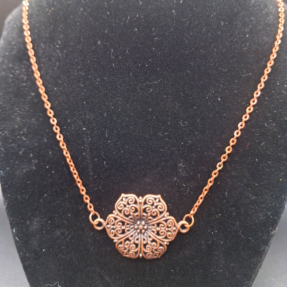 Delicate Copper Filigree Flower Necklace For Women